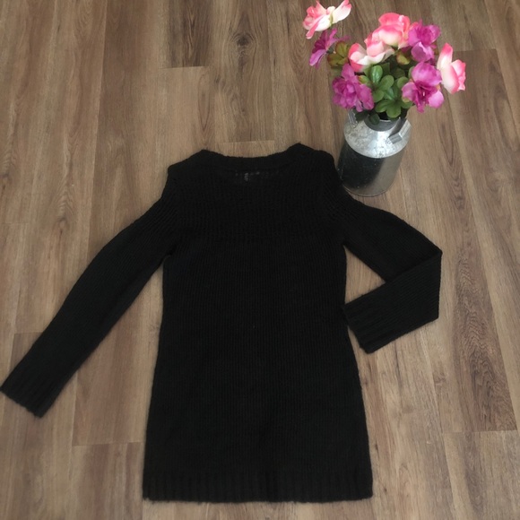 New Lumiere Black Knit Sweater - Picture 2 of 8